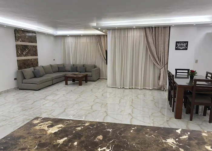 Le Royal Residence 3